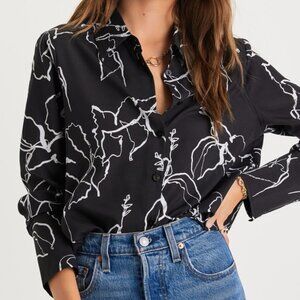 Lulus Artistically Chic Black And White Abstract Print Button-up Top - Size S